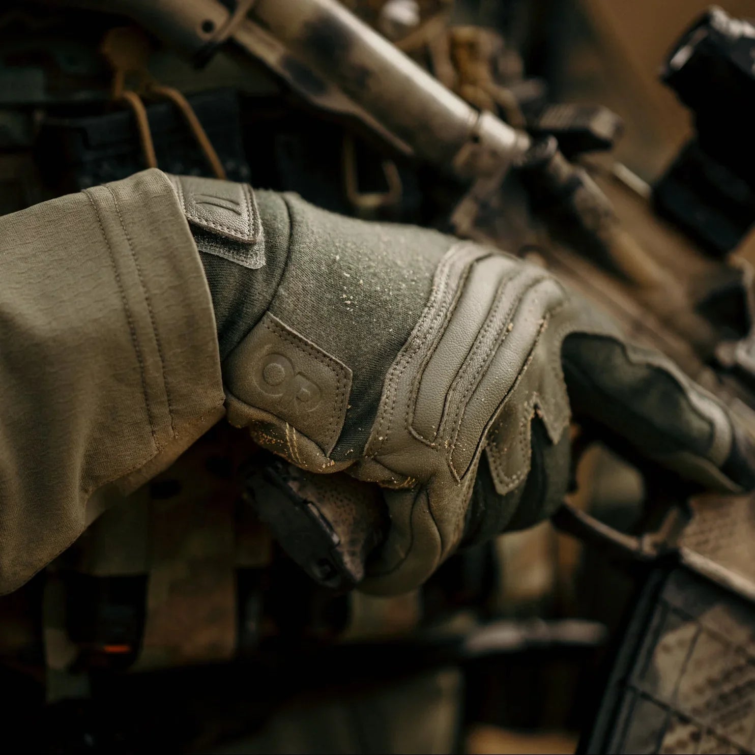 Outdoor Research Ironsight Sensor Gloves | 911supply.ca