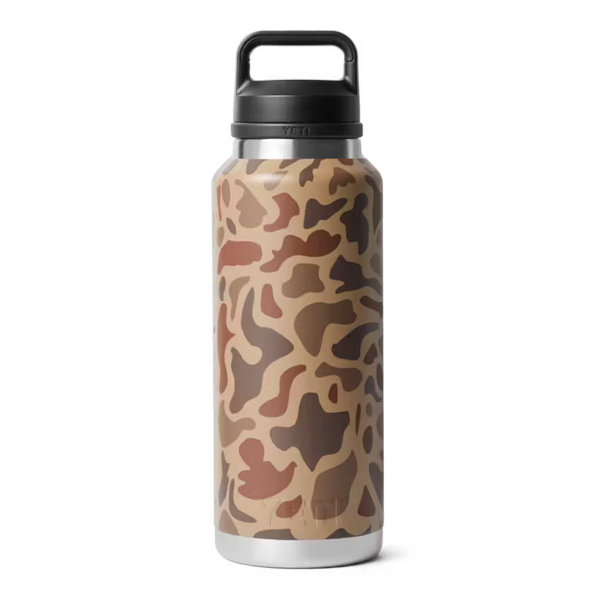 YETI RAMBLER 36 OZ BOTTLE WITH CHUG CAP | Wetlands Camo