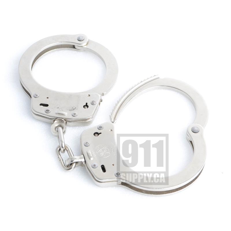 Smith &amp; Wesson Handcuff Model 100 Nickel |350103| 911supply.ca