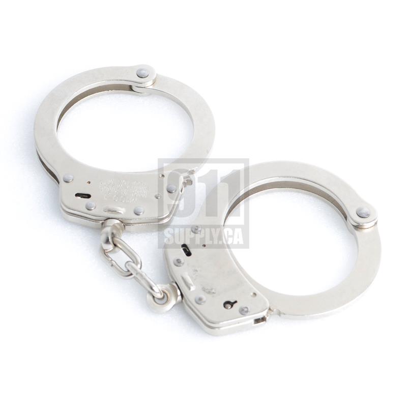 Smith &amp; Wesson Handcuff Model 100 Nickel |350103| 911supply.ca